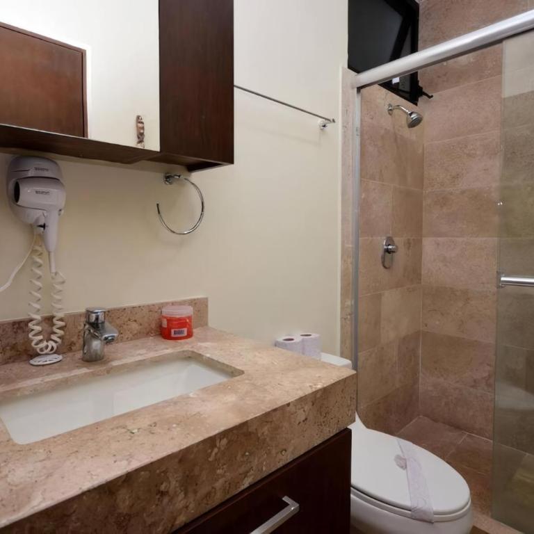 Tropical 3BR Pool near 5th Avenue & Beach - Three-Bedroom Deluxe Apartment - 23