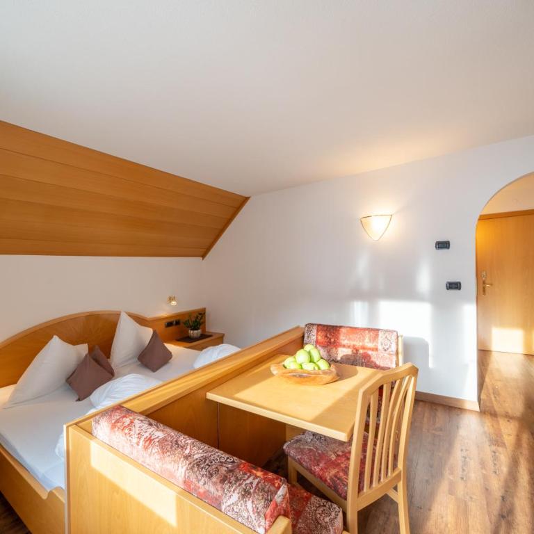 Hotel Christoph - Camera Tripla Classic Hotellino - 3