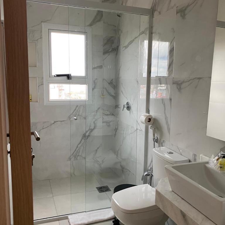 25 homeApart - Two-Bedroom Deluxe Apartment - 11