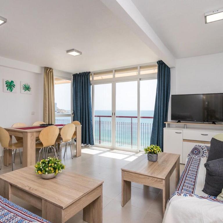 Apartamento Iberia Primera Linea Playa Levante - Three-Bedroom Apartment with Sea View - 2