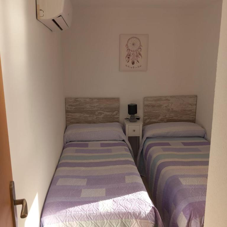 Apartamento Iberia Primera Linea Playa Levante - Three-Bedroom Apartment with Sea View - 11
