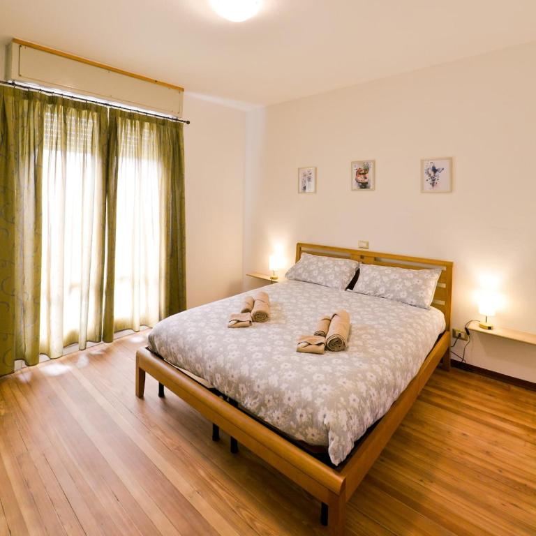 Alp Grüm Apartment - 8 min walk to Bernina Express - Garden & Parking - Two-Bedroom Apartment with Mountain View - 4