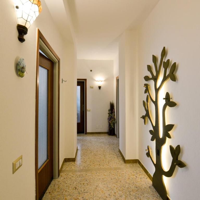 Alp Grüm Apartment - 8 min walk to Bernina Express - Garden & Parking - Two-Bedroom Apartment with Mountain View - 15