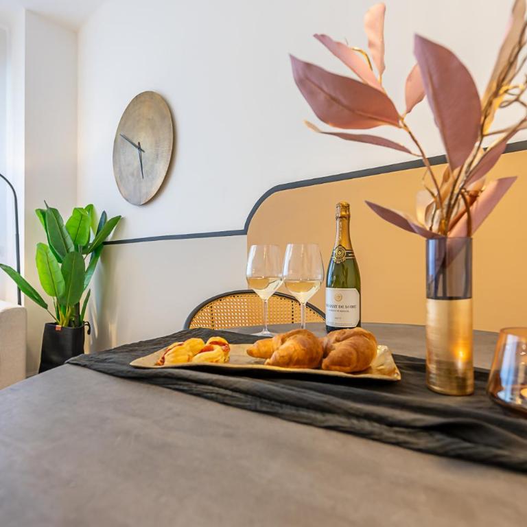 Navigli Duomo Chic Apartment WiFi AC - Appartamento con 1 Camera da Letto - 35