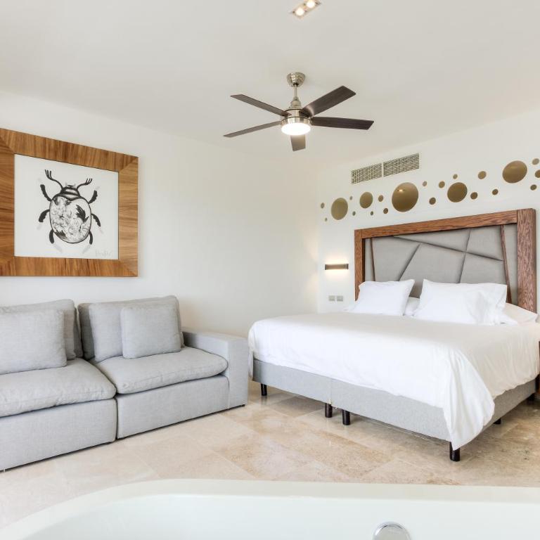Luxury 2-Bedroom Apartment with Beach Club Access - Two-Bedroom Apartment - 6