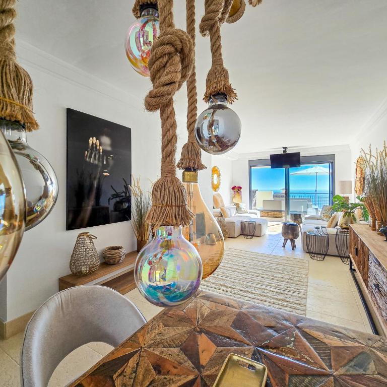 Luxury Retreat in Los Monteros Marbella - Two-Bedroom Apartment - 32