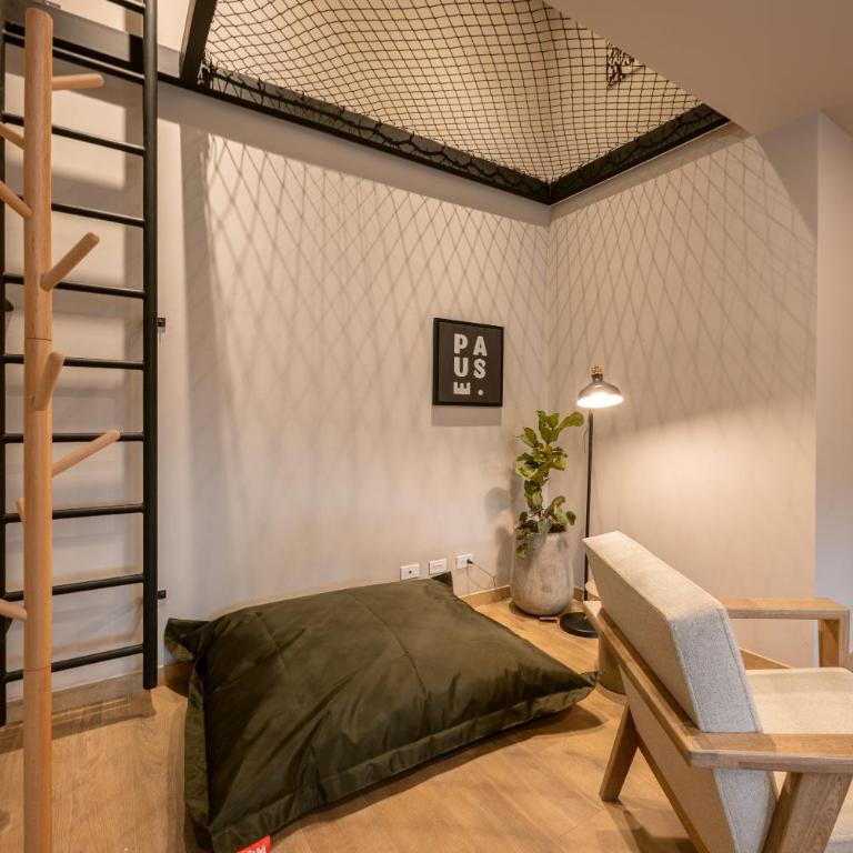 StrataSix Hotel - Two-Bedroom Superior Apartment - 18