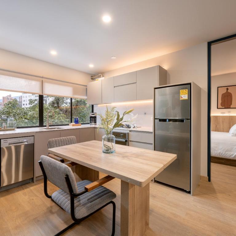 StrataSix Hotel - Two-Bedroom Superior Apartment - 17
