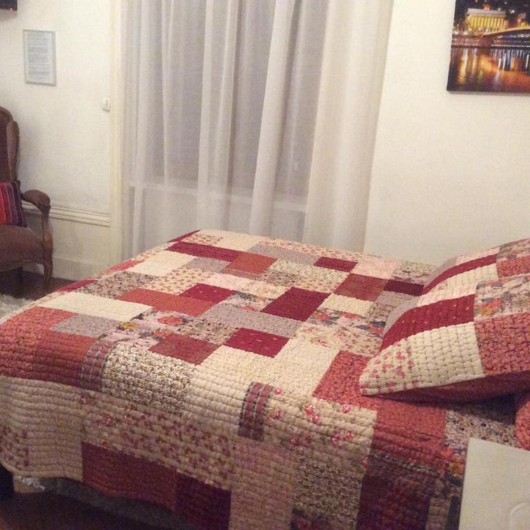 B&B "Clos Feuillat" - Chambre Double – Vue sur Ville - 5