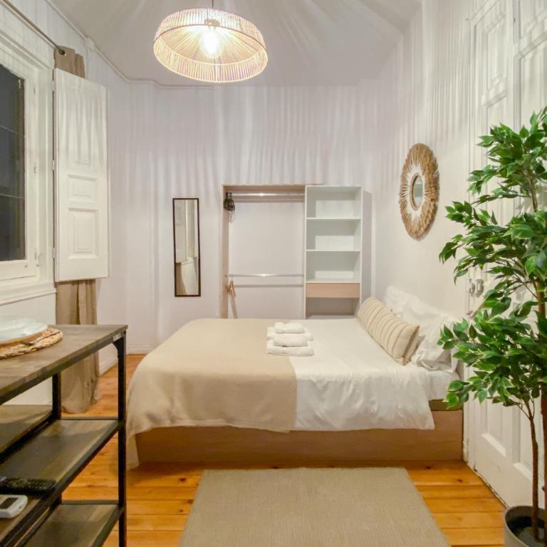 Victoria Studio III - One-Bedroom Apartment - 1
