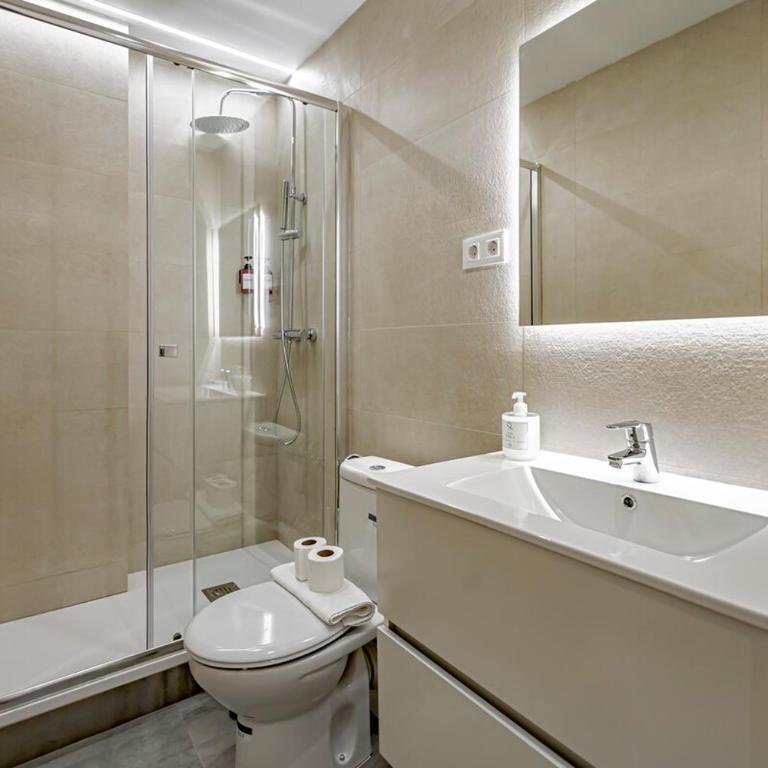 Campo Real Amazing new apartment 6pax - Three-Bedroom Apartment - 20