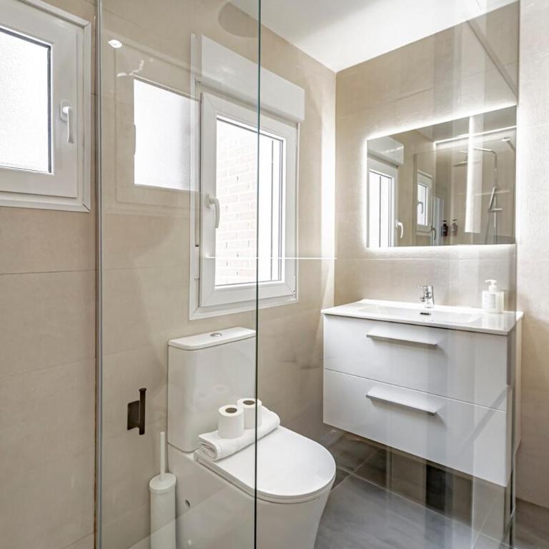 Campo Real Amazing new apartment 6pax - Three-Bedroom Apartment - 22