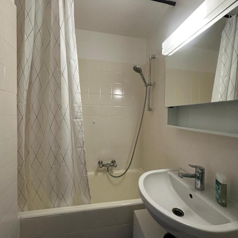 01 Convenient Central Studio - Station Station - Appartement 1 Chambre - 18