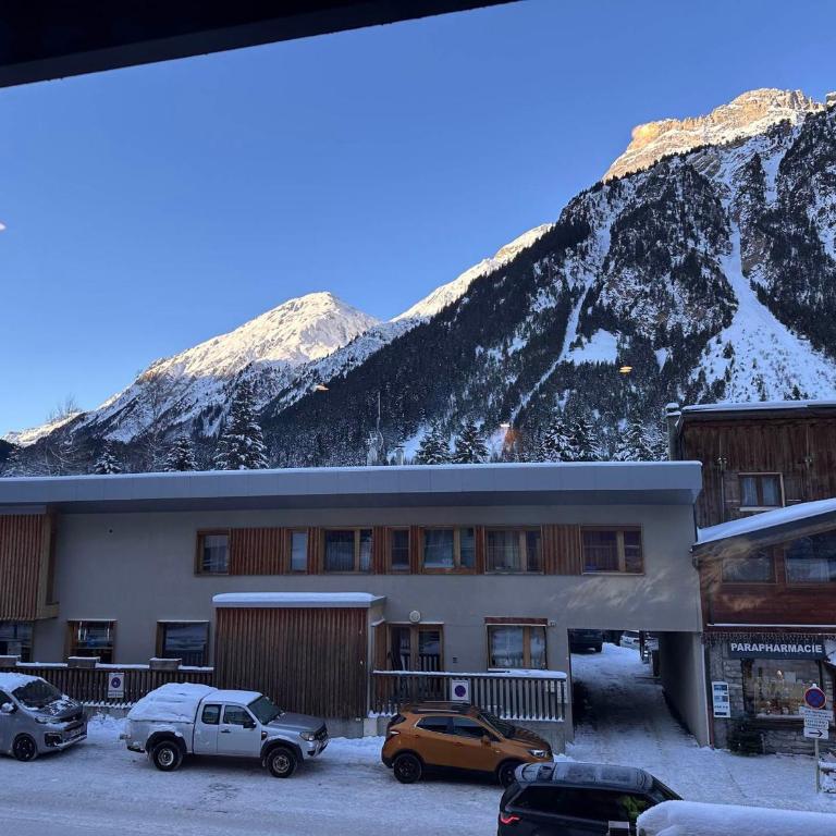 Appartement neuf avec terrasse sud, parking privatif, 3 pièces, 6 pers - FR-1-464-235 - Appartement - 9