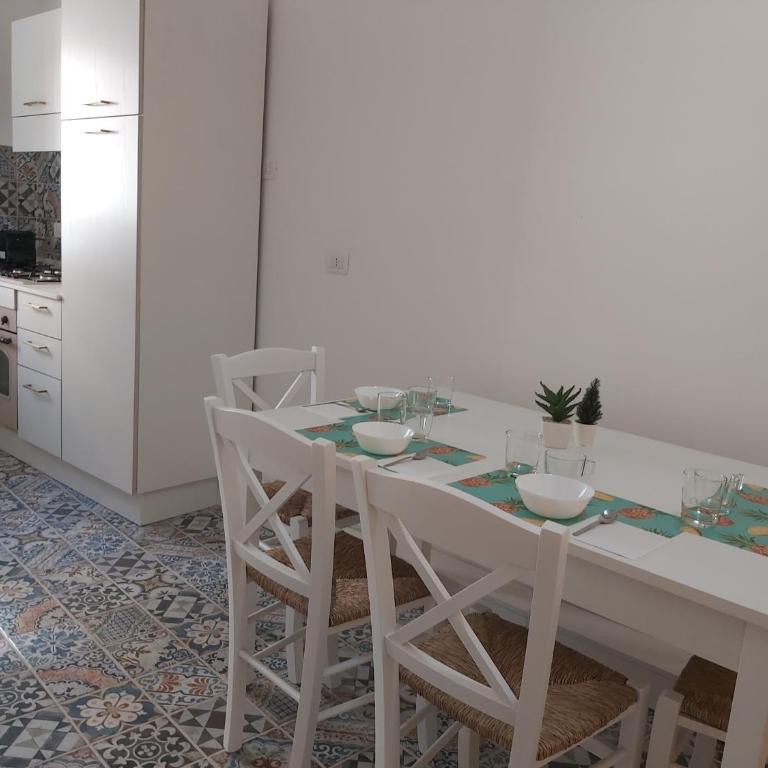 Roma Furio Camillo Holiday Home - Chambre Double avec Salle de Bains Privative - 21