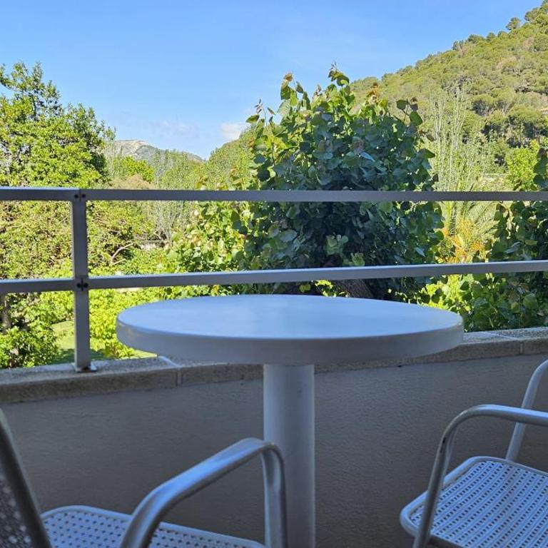 Apartamentos La Masia - Apartment with Terrace (2 Adults + 2 Children) - 1
