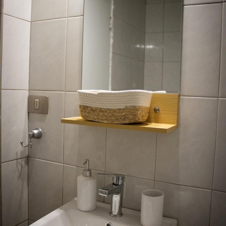 Departamento a pasos de la playa, restaurants y comercio - Three-Bedroom Apartment - 9