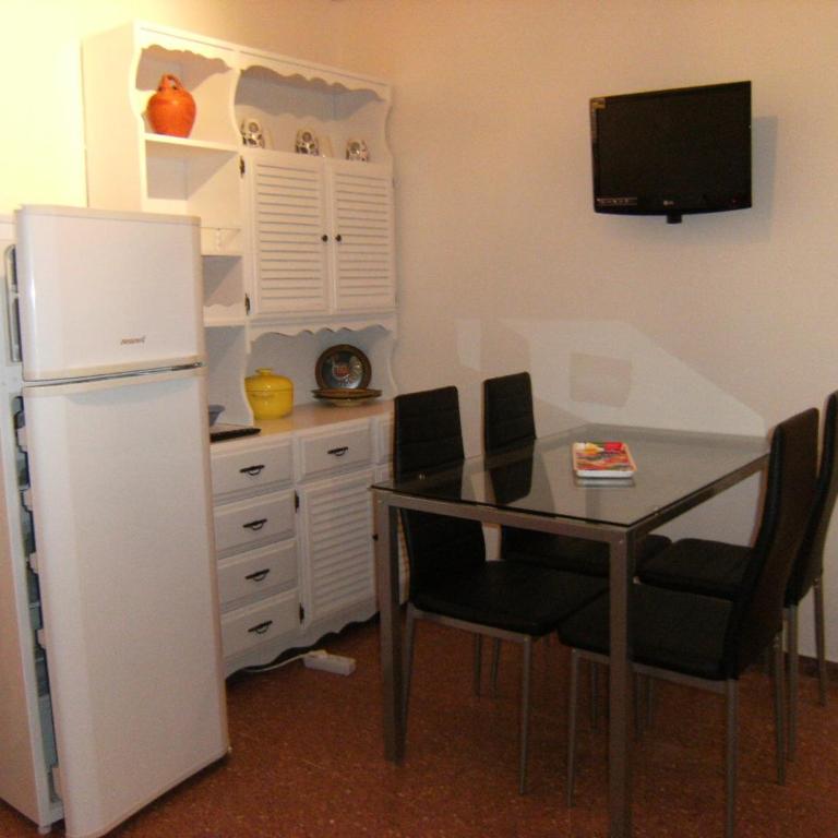 Apartment in Estartit near Sandy Beach - One-Bedroom Apartment - 4