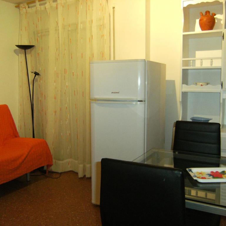Apartment in Estartit near Sandy Beach - One-Bedroom Apartment - 6