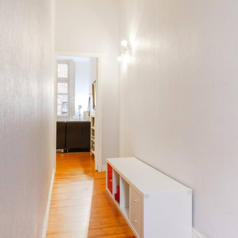 Beau T2 au centre historique - Apartamento de 1 dormitorio - 8