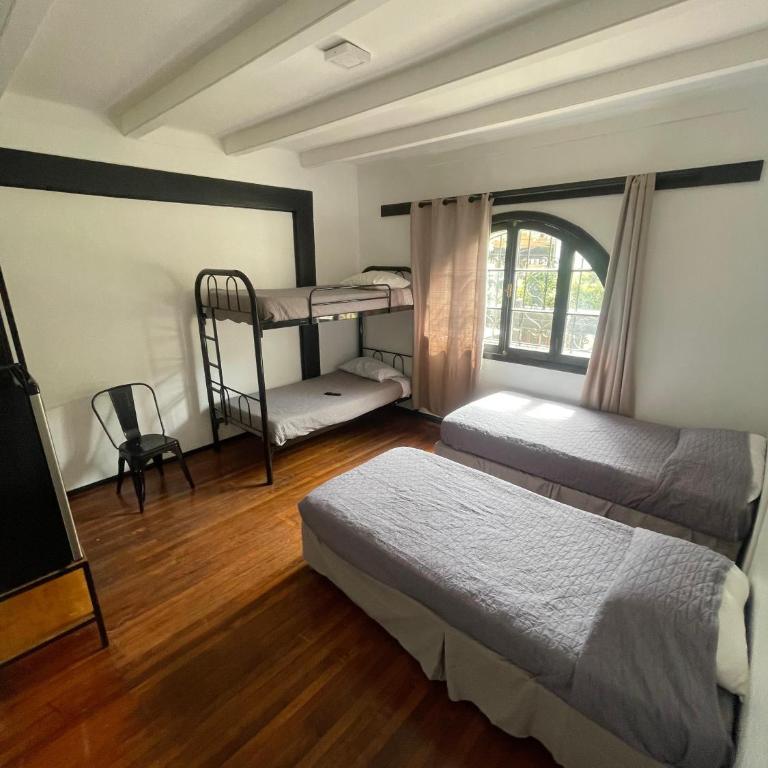 Hostal Valle Norte - Quadruple Room with Shared Bathroom - 3