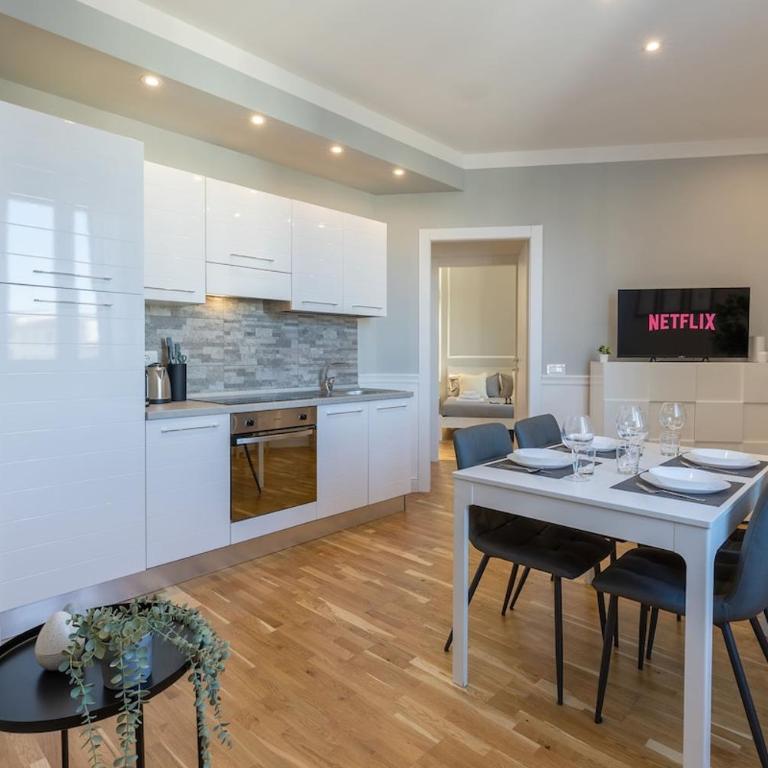 Careggi-Rifredi CHIC Apartment Tramvia-Parking - Appartamento con 2 Camere da Letto - 1