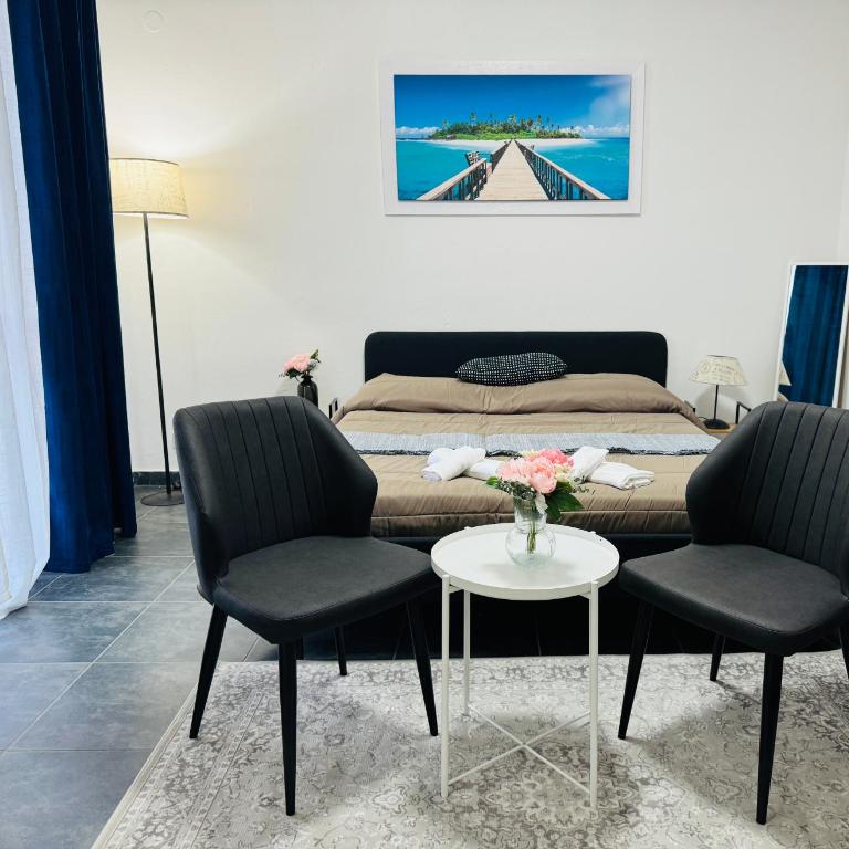 B&B Porta Aperta - Double Room with Balcony and Private Bathroom - 1
