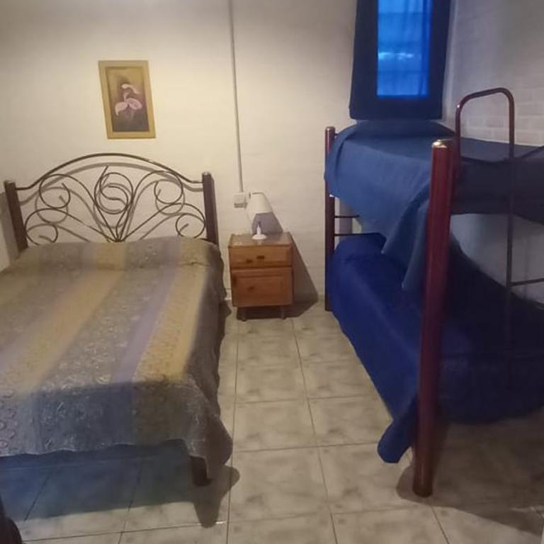 Alojamiento Nonino - Habitación Doble con baño privado - 1 o 2 camas - 3