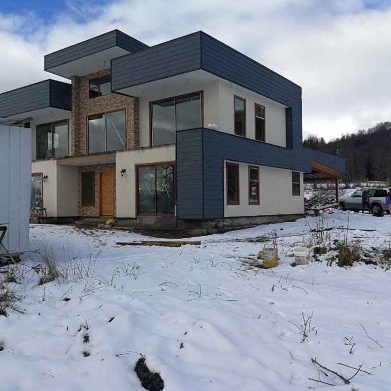 Casa condominio Country Pucon - Casa de 4 dormitorios - 1