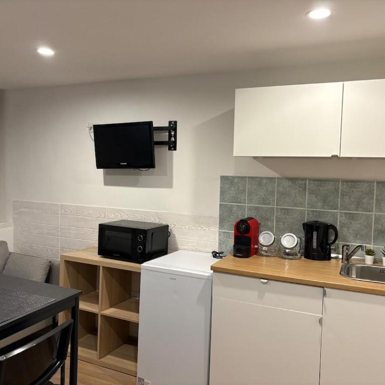 Moncenisio Home - One-Bedroom Apartment - 10