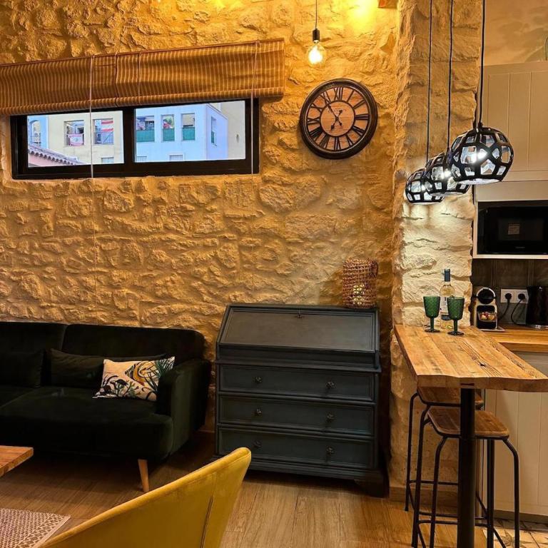 VillaVieja17 Studio-Apartments - One-bedroom Loft Apartment - 2