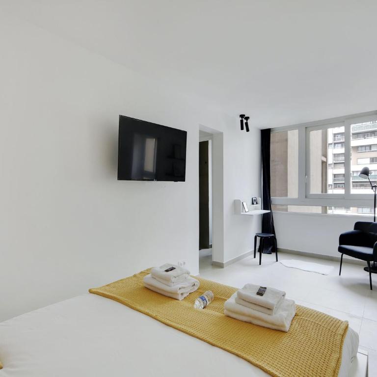 Magnificent T2- 4P refurbished Flandres Crimée - Appartement 1 Chambre - 11