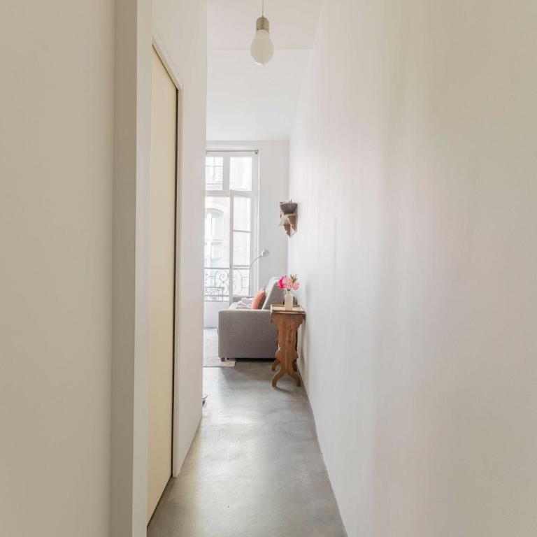 Charming apartment - SENTIER - Mobility lease - One-Bedroom Apartment - 3