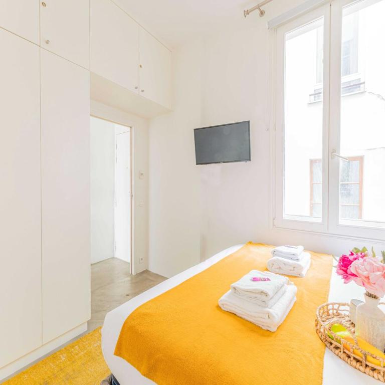 Charming apartment - SENTIER - Mobility lease - One-Bedroom Apartment - 1