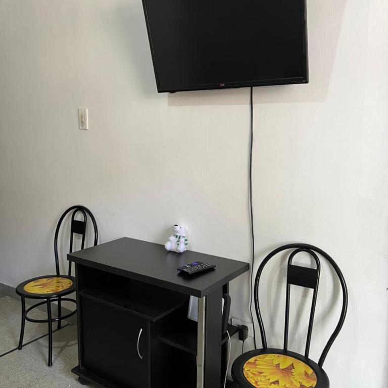 Apartaestudio Amoblado Estadio - Two-Bedroom Apartment - 12