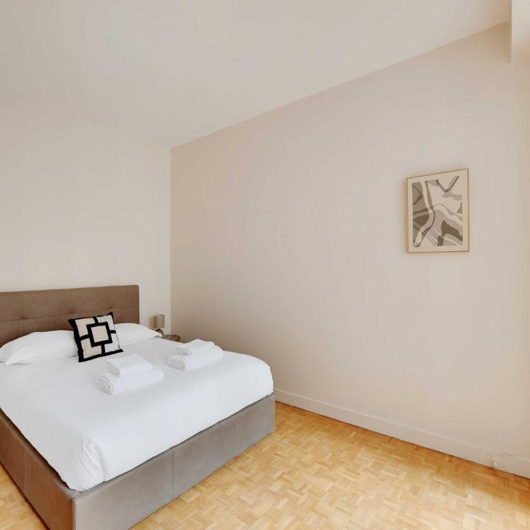 Haven of peace with balcony near Etoile Porte Maillot - Appartement 1 Chambre - 13