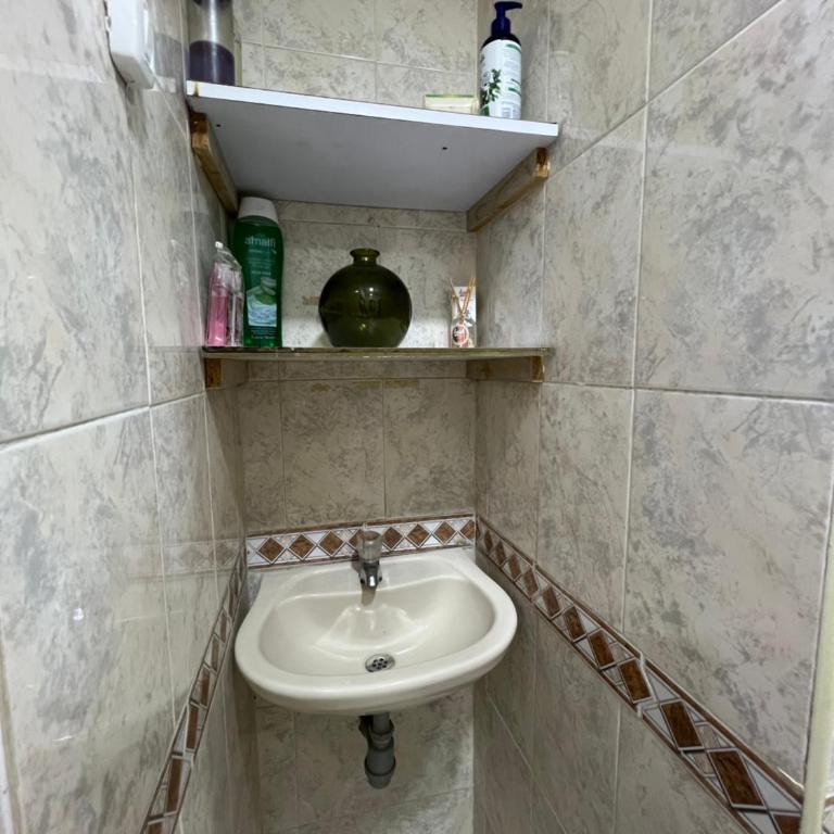 Apartaestudio Amoblado Estadio - Two-Bedroom Apartment - 19