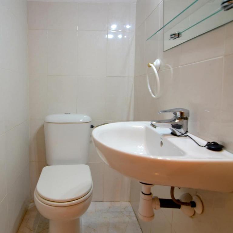 House in LEstartit near Sandy Beach - Two-Bedroom Holiday Home - 15