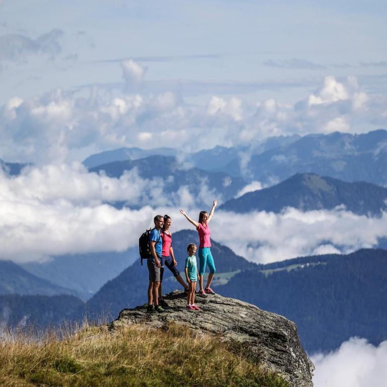 Chalet in Zillertal near Ski Slopes & Whirlpool - Ferienhaus mit 8 Schlafzimmern - 22
