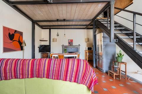 Nice and quiet loft 5 minutes walk from the Duomo - Appartamento con 2 Camere da Letto - 12