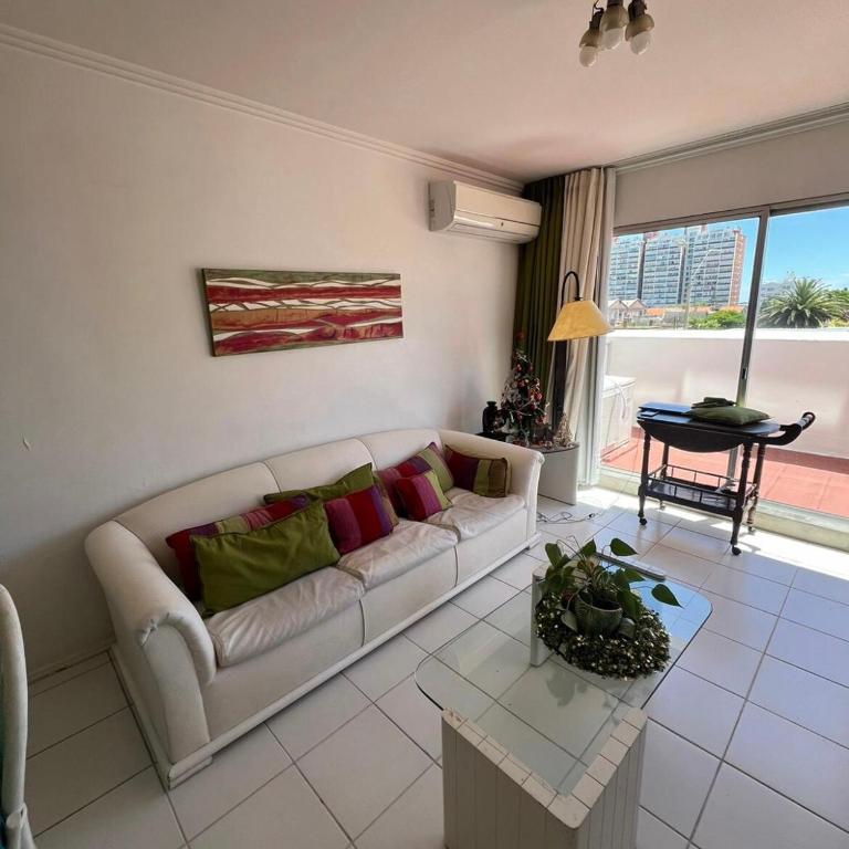 Punta del Este - Two-Bedroom Apartment - 12