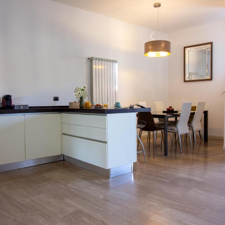 Sium's Suite Apartment 2 - Appartamento Standard con 2 Camere da Letto - 4