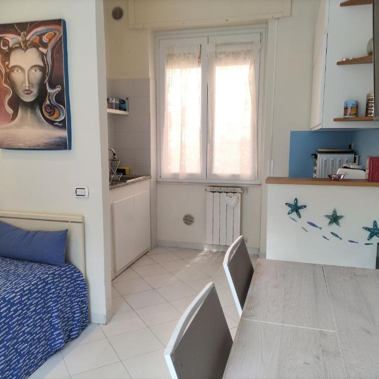 Nives Cosy Apt in the Center with terrace and AC - One-Bedroom Apartment - 13