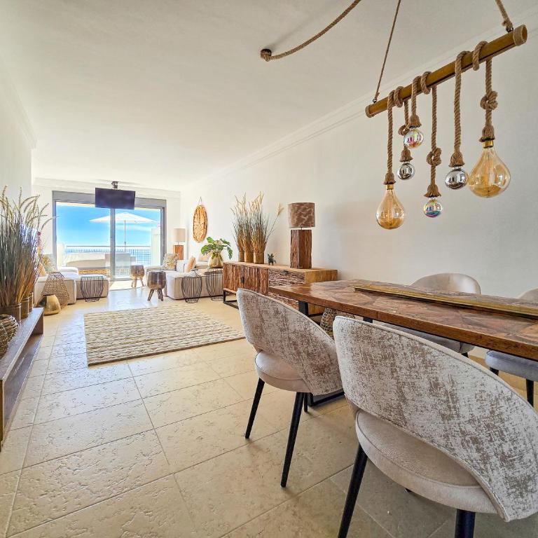 Luxury Retreat in Los Monteros Marbella - Two-Bedroom Apartment - 7