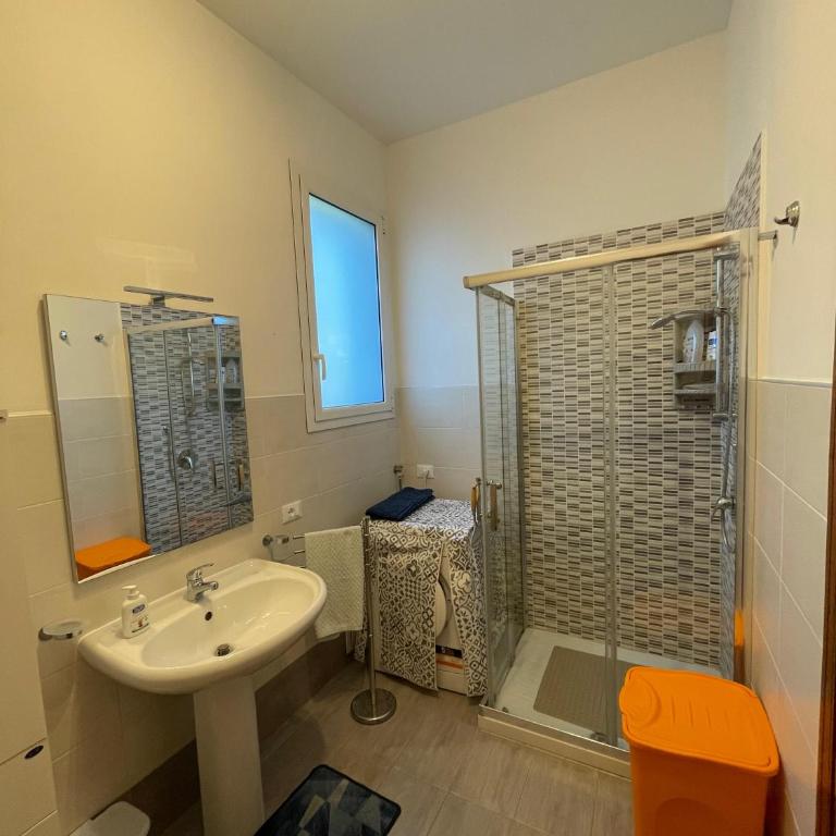 Le finestre sul mare - Two-Bedroom Apartment - 24