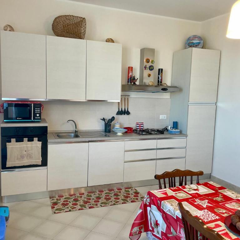 Le finestre sul mare - Two-Bedroom Apartment - 14