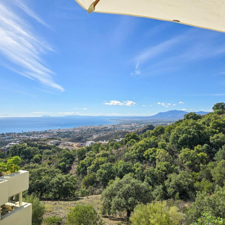 Luxury Retreat in Los Monteros Marbella - Two-Bedroom Apartment - 6