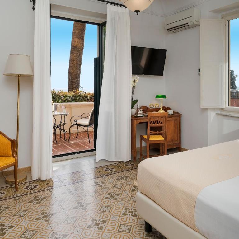 Hotel Villa Schuler - Camera Matrimoniale Superior con Vista Mare Parziale - 5