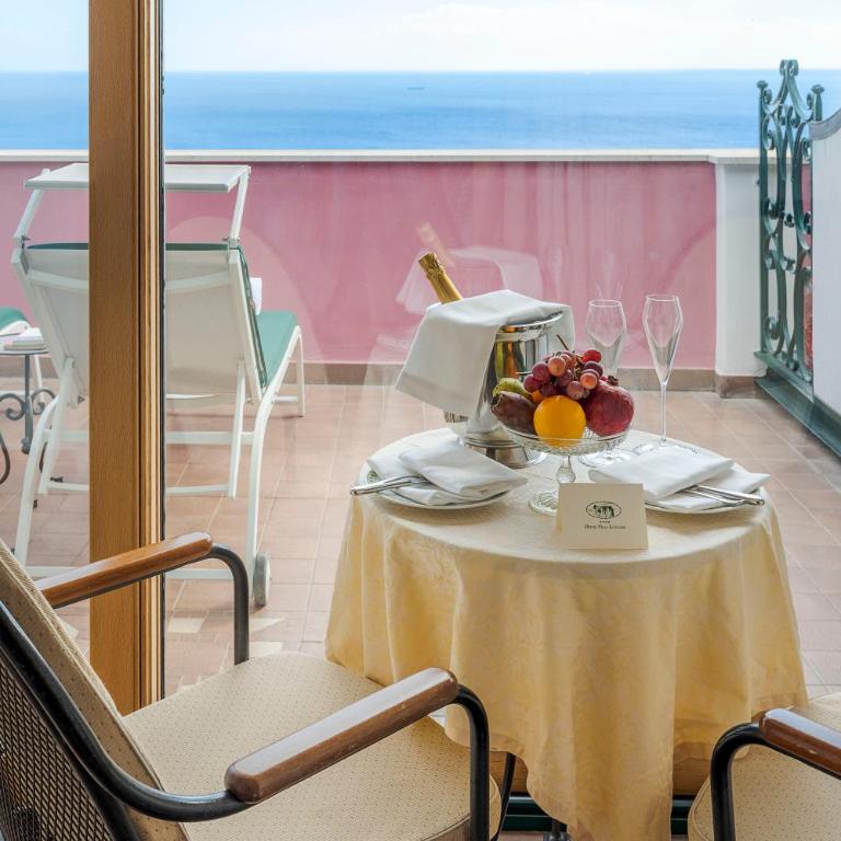 Hotel Villa Schuler - Top Floor Junior Suite with Sea View - 3