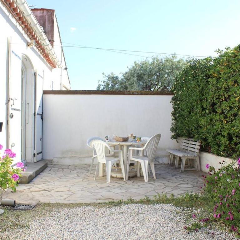 Maison 3 pièces PORT LA NOUVELLE PN000-156 - Maison 2 Chambres - 1